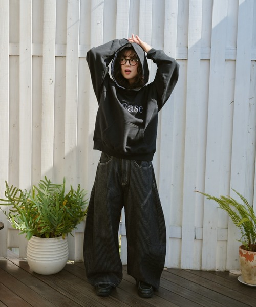 BROKEN BASE（ブロークンベース）の「Balloon Wide Stripe Denim / バルーンワイドストライプデニム（デニムパンツ・メンズ・ブラック/インディゴブルー・MEDIUM/LARGE）」の20枚目の写真