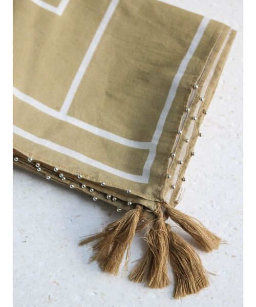 Ungrid（アングリッド）の「ビーズコンビ大判スカーフ（バンダナ/スカーフ・レディース・イエロー/ネイビー・FREE）」の5枚目の写真