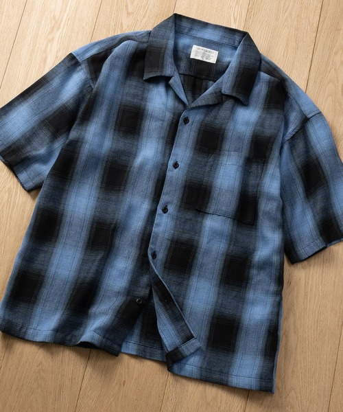 JOHN'S CLOSET(ジョンズクローゼット)の「【a】オンブレチェック ボックスシルエット オープンカラー半袖シャツ(シャツ/ブラウス・メンズ・ブラック/ブルー/ホワイト・MEDIUM/LARGE)」の3枚目の写真
