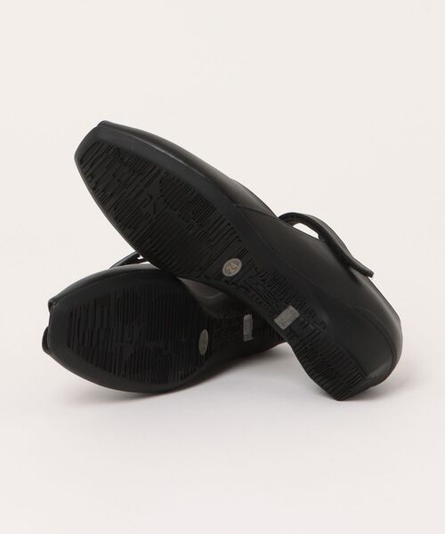 Composition9(コンポジションナイン)の「オープントゥコンフォートパンプス(パンプス・レディース・ブラック/ゴールド・22.5cm/24.0cm/23.5cm/23.0cm/24.5cm)」の4枚目の写真