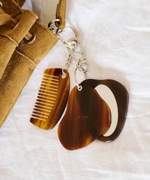 Kastane（カスタネ）の「【fiw./5色展開】ミラー&コームチャーム（キーホルダー）」