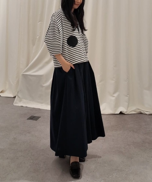 ADORE(アドーア)の「◆エンブレムボーダー(Tシャツ/カットソー・レディース・ホワイト/ブラック・38)」の4枚目の写真