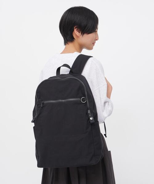 MHL.(エムエイチエル)の「STANDARD SUPPLY FOR MHL.(バックパック/リュック・レディース・ブラック/カーキ・FREE)」の3枚目の写真