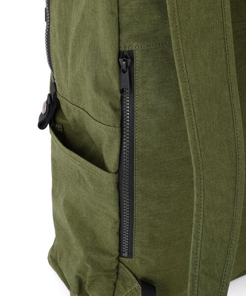 MHL.(エムエイチエル)の「STANDARD SUPPLY FOR MHL.(バックパック/リュック・レディース・ブラック/カーキ・FREE)」の17枚目の写真