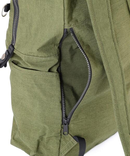 MHL.(エムエイチエル)の「STANDARD SUPPLY FOR MHL.(バックパック/リュック・レディース・ブラック/カーキ・FREE)」の21枚目の写真