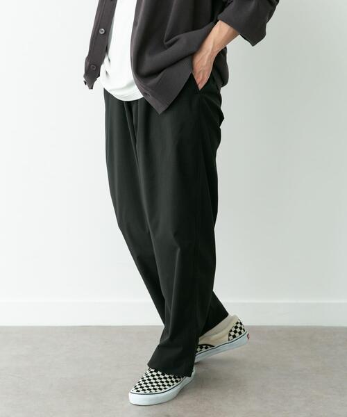 URBAN RESEARCH Sonny Label(アーバンリサーチサニーレーベル)の「リネンタッチポリエステルイージーパンツ(その他パンツ・メンズ・チャコールグレー/ブラック/ネイビー・MEDIUM/LARGE)」の6枚目の写真