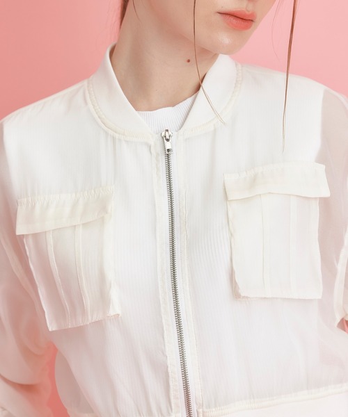 REDYAZEL（レディアゼル）の「ギャザーシアーショートブルゾン（ブルゾン・レディース・キナリ/ブラック/ホワイト・FREE）」の14枚目の写真