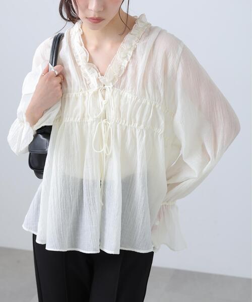 FREE'S MART(フリーズマート)の「◆シャーリングドロストブラウス(シャツ/ブラウス・レディース・イエロー/ホワイト/ブルー/ブラック・FREE)」の2枚目の写真