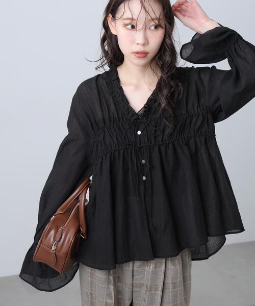 FREE'S MART(フリーズマート)の「◆シャーリングドロストブラウス(シャツ/ブラウス・レディース・イエロー/ホワイト/ブルー/ブラック・FREE)」の1枚目の写真