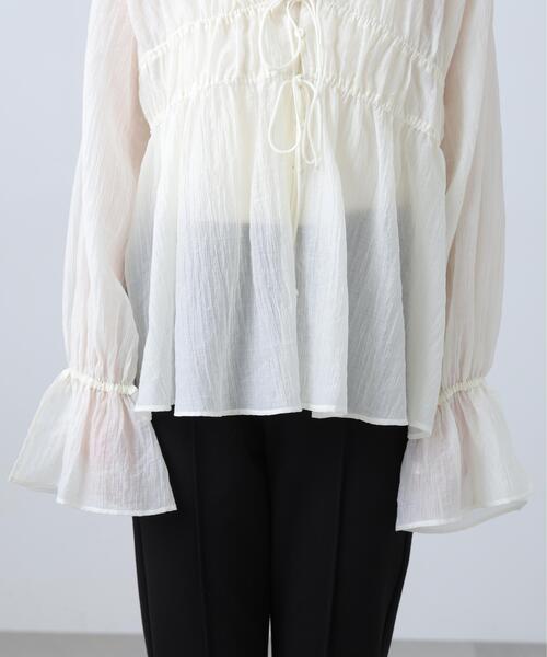 FREE'S MART(フリーズマート)の「◆シャーリングドロストブラウス(シャツ/ブラウス・レディース・イエロー/ホワイト/ブルー/ブラック・FREE)」の6枚目の写真