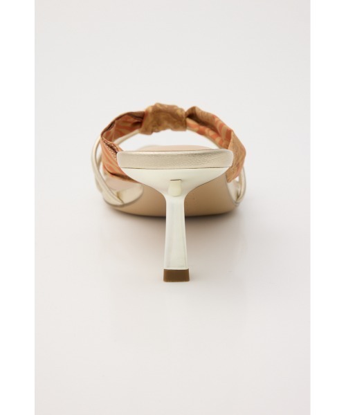 STACCATO（スタッカート）の「アスケサリースカーフコンビミュール（サンダル・レディース・ゴールド系その他・22cm/22.5cm/23cm/23.5cm/24cm/24.5cm）」の4枚目の写真