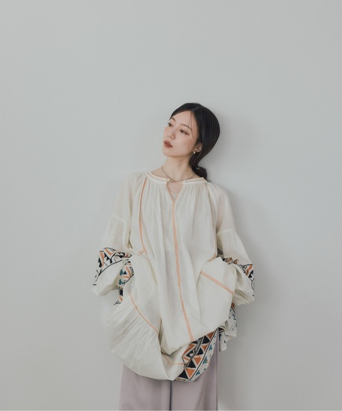 Pqran（クラン）の「カラー刺繍ワンピース（ワンピース・レディース・オフホワイト/ミント/ネイビー・FREE）」の13枚目の写真