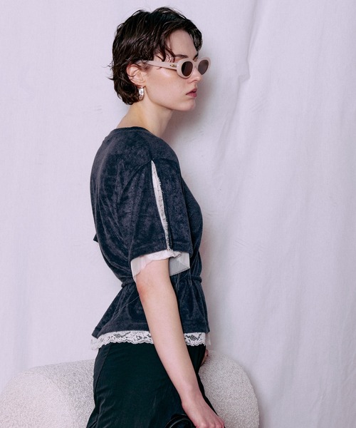 MAISON SPECIAL（メゾンスペシャル）の「2WAY Lace Trim Pile T-Shirt/2WAYレーストリムパイルTシャツ（Tシャツ/カットソー・レディース・ホワイト/チャコールグレー/パープル・FREE）」の13枚目の写真