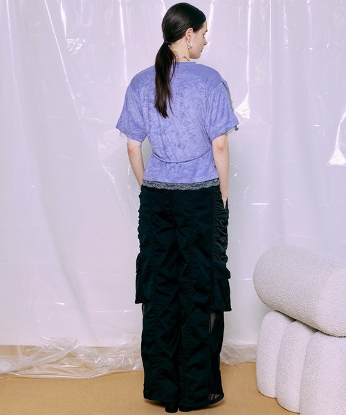 MAISON SPECIAL（メゾンスペシャル）の「2WAY Lace Trim Pile T-Shirt/2WAYレーストリムパイルTシャツ（Tシャツ/カットソー・レディース・ホワイト/チャコールグレー/パープル・FREE）」の6枚目の写真