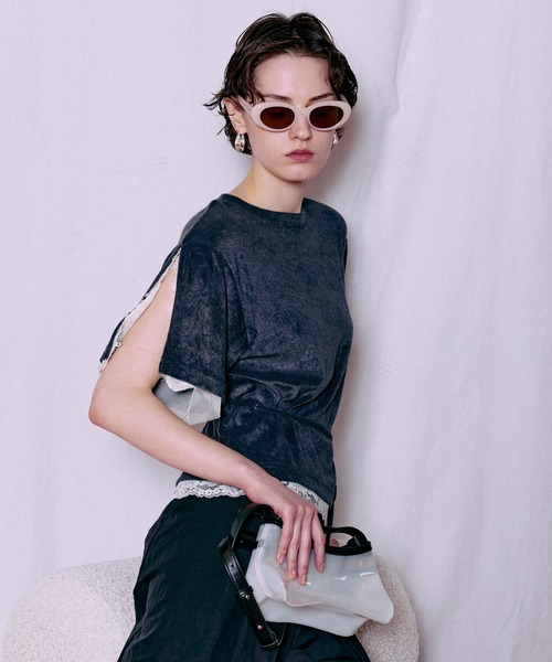 MAISON SPECIAL（メゾンスペシャル）の「2WAY Lace Trim Pile T-Shirt/2WAYレーストリムパイルTシャツ（Tシャツ/カットソー・レディース・ホワイト/チャコールグレー/パープル・FREE）」の12枚目の写真