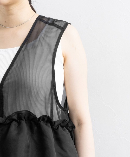 RAGEBLUE(レイジブルー)の「シアーフリルZIPベスト(ベスト・レディース・ホワイト/ブルー/ブラック/ピンク・FREE)」の8枚目の写真