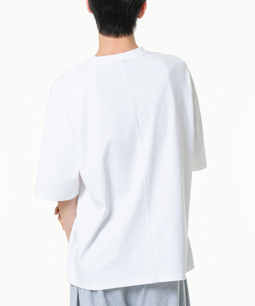 MOZMOZ(モズモズ)の「オーバーサイズソロナクーリング機能性バックカット無地半袖Tシャツホワイト(Tシャツ/カットソー・レディース・その他・M/XL/XXL)」の4枚目の写真