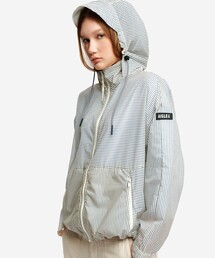 AIGLE（エーグル）の「超軽量 撥水 UVカット ストライプ エクストラライト フーディジャケット（ナイロンジャケット）」