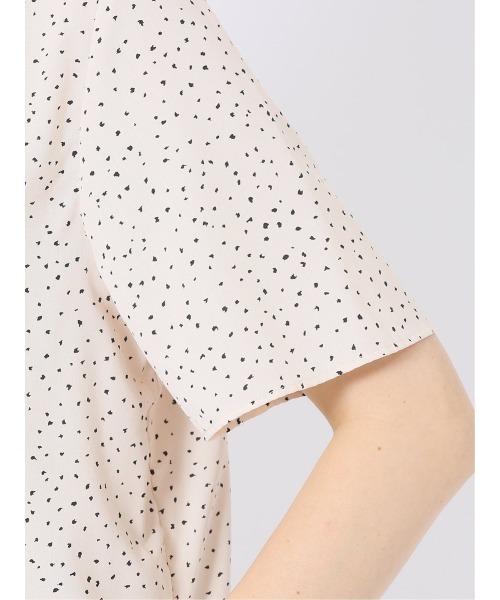 m.f.editorial(エムエフエディトリアル)の「【UVカット ウォッシャブル】m.f.エディトリアル レディース ドット柄 配色 バンドカラー 比翼 半袖 ブラウス(シャツ/ブラウス・レディース・アイボリー/ブラック・MEDIUM/LARGE)」の22枚目の写真
