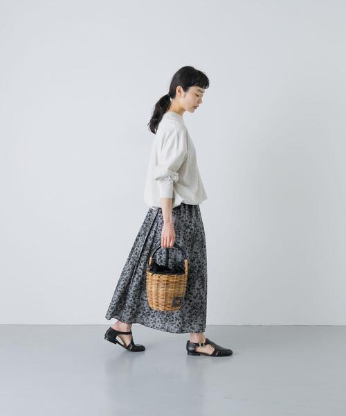 かぐれ(カグレ)の「コットンドロストヘムカットソー(Tシャツ/カットソー・レディース・グレー/オートミール/ブラック・FREE)」の8枚目の写真