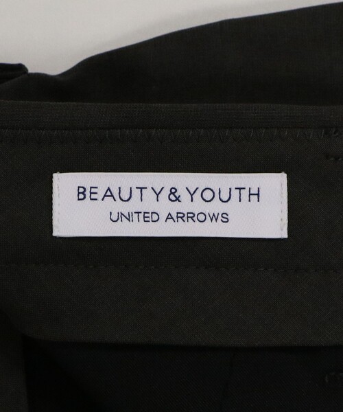 BEAUTY&YOUTH UNITED ARROWS(ビューティーアンドユースユナイテッドアローズ)の「【WEB限定 WARDROBE SMART】Reflax スリム ショートパンツ(その他パンツ・メンズ・ベージュ/ダークグレー/ブラック・S/M/L/XL)」の10枚目の写真