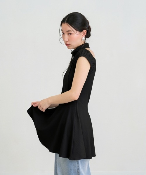 NUJOH(ヌゾ)の「Choker Set Mini Dress / チョーカーセットミニワンピース(ワンピース・レディース・ブラック/アイボリー/グレー・FREE)」の5枚目の写真