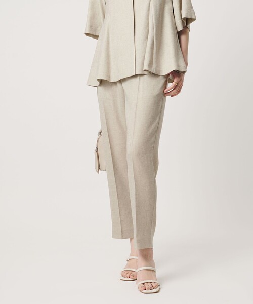 UNITED ARROWS（ユナイテッドアローズ）の「Spiree IAS タック テーパードパンツ ‐UVカット 接触冷感 ウォッシャブル‐（スラックス・レディース・ナチュラル/ネイビー・38/40/36/34）」の18枚目の写真