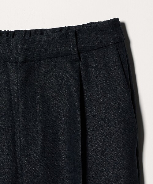 UNITED ARROWS（ユナイテッドアローズ）の「Spiree IAS タック テーパードパンツ ‐UVカット 接触冷感 ウォッシャブル‐（スラックス・レディース・ナチュラル/ネイビー・38/40/36/34）」の9枚目の写真