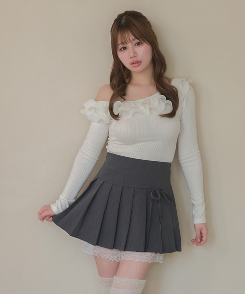 M DOLLY(エムドリー)の「Frill Thalia tiered rib tops / フリルタリアティアードトップス(ニット/セーター・レディース・アイボリー/ベージュ・FREE)」の5枚目の写真