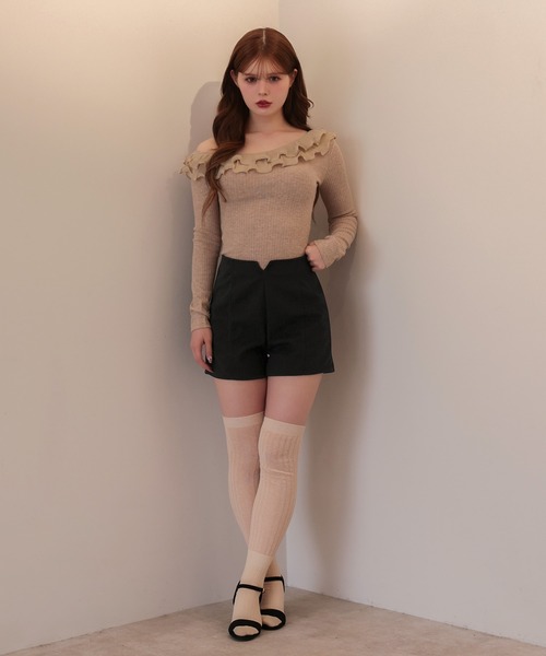 M DOLLY(エムドリー)の「Frill Thalia tiered rib tops / フリルタリアティアードトップス(ニット/セーター・レディース・アイボリー/ベージュ・FREE)」の15枚目の写真