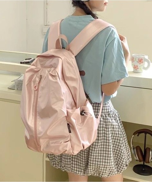 LA VORAGINE(ラ ヴォラジネ)の「高品質ナノ撥水マルチファンクションリュックPCA4サイズ対応軽量型(バックパック/リュック・レディース・ブラック/ピンク/シルバー・FREE)」の6枚目の写真