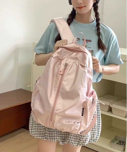 LA VORAGINE(ラ ヴォラジネ)の「高品質ナノ撥水マルチファンクションリュックPCA4サイズ対応軽量型(バックパック/リュック・レディース・ブラック/ピンク/シルバー・FREE)」の7枚目の写真