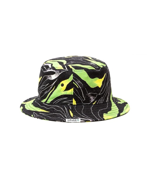 CALEE(キャリー)の「CAMO PATTERN BUCKET HAT(ハット・メンズ・ブラック×レッド・MEDIUM/LARGE)」の3枚目の写真