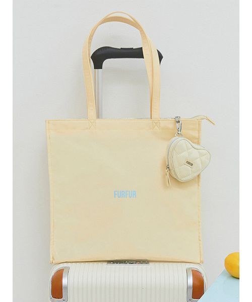 FURFUR(ファーファー)の「【USAGI ONLINE/ZOZOTOWN限定】撥水ナイロンキャリーオントート(トートバッグ・レディース・ピンク/クリーム/チャコールグレー/ライトブルー/ブラック・F)」の18枚目の写真