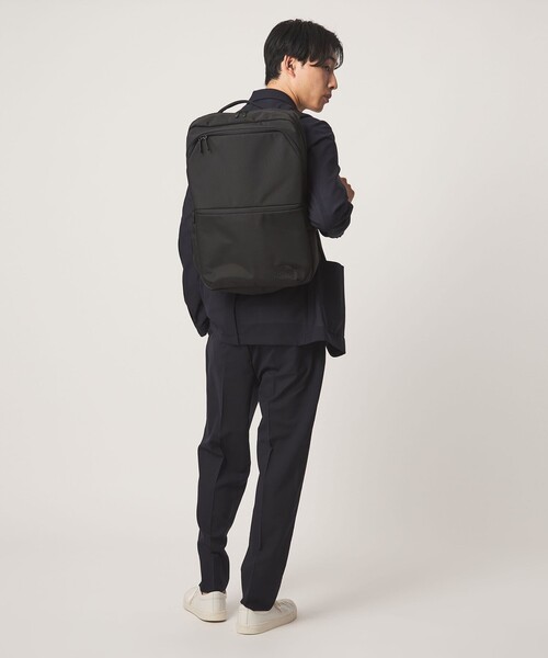 THE NORTH FACE(ザノースフェイス)の「<THE NORTH FACE>Shuttle Daypack シャトル デイパック(バックパック/リュック・メンズ・ブラック・FREE)」の3枚目の写真