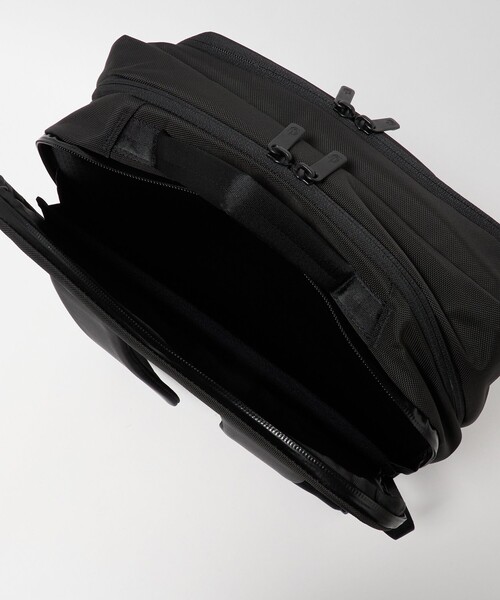 THE NORTH FACE(ザノースフェイス)の「<THE NORTH FACE>Shuttle Daypack シャトル デイパック(バックパック/リュック・メンズ・ブラック・FREE)」の13枚目の写真