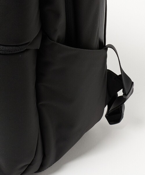 THE NORTH FACE(ザノースフェイス)の「<THE NORTH FACE>Shuttle Daypack シャトル デイパック(バックパック/リュック・メンズ・ブラック・FREE)」の14枚目の写真