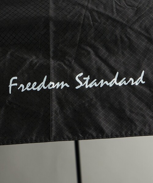 BEAUTY&YOUTH UNITED ARROWS(ビューティーアンドユースユナイテッドアローズ)の「ヒートブロック フォールディング アンブレラ 傘(折りたたみ傘・メンズ・ベージュ/ブラック・FREE)」の16枚目の写真