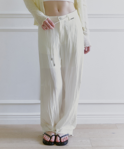 MICANE(ミケーネ)の「クリシコットン-ナイロンワイドパンツ(その他パンツ・レディース・クリーム/ブラック・LARGE/MEDIUM/X-LARGE/SMALL/X-SMALL/XX-LARGE)」の7枚目の写真
