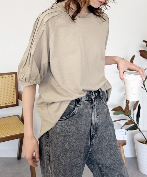 RCD(アールシーディー)の「袖タックラグランスリーブ半袖トップス(Tシャツ/カットソー・レディース・チャコールグレー/グレイッシュベージュ/オフホワイト/ブラック・LL~3L/M-L/4L~5L)」の9枚目の写真