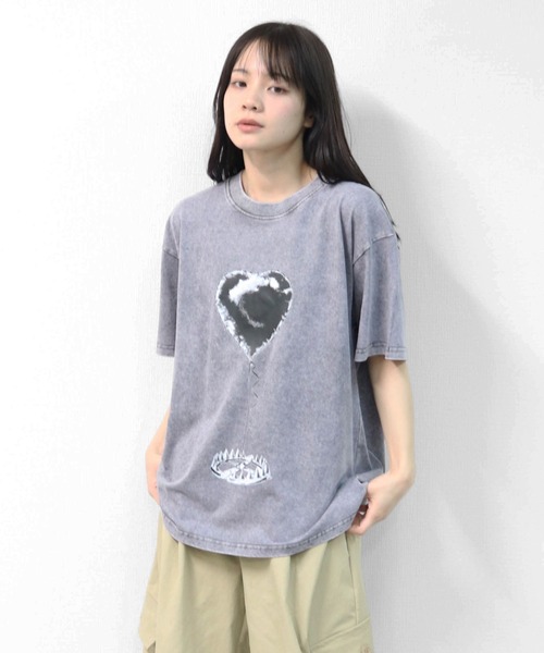 GARAGE MADE(ガレージメイド)の「レディースM~Lサイズ ユニセックス ピグメントプリント BIG Tシャツ HEARTTRAP(Tシャツ/カットソー・レディース・ピンク/グリーン/ブラック/ブルー/グレー/アイボリー・S)」の13枚目の写真