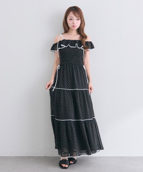 OLIVE des OLIVE(オリーブデオリーブ)の「Milky Star フリルティアードキャミワンピ(ワンピース・レディース・ブラック/ドット/アイボリー/サックスブルー・SMALL/MEDIUM)」の6枚目の写真