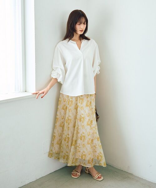 YECCA VECCA(イェッカヴェッカ)の「タックスリーブスキッパーブラウス(シャツ/ブラウス・レディース・ホワイト系その他5/オフホワイト/イエロー/ブルー系その他4・FREE)」の8枚目の写真