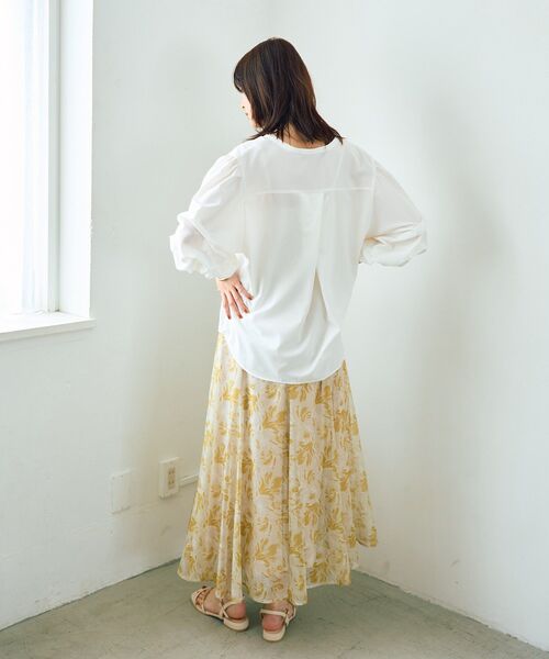 YECCA VECCA(イェッカヴェッカ)の「タックスリーブスキッパーブラウス(シャツ/ブラウス・レディース・ホワイト系その他5/オフホワイト/イエロー/ブルー系その他4・FREE)」の10枚目の写真