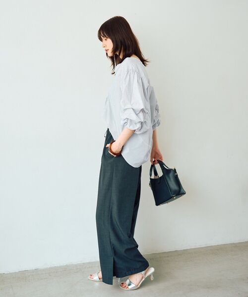 YECCA VECCA(イェッカヴェッカ)の「タックスリーブスキッパーブラウス(シャツ/ブラウス・レディース・ホワイト系その他5/オフホワイト/イエロー/ブルー系その他4・FREE)」の14枚目の写真