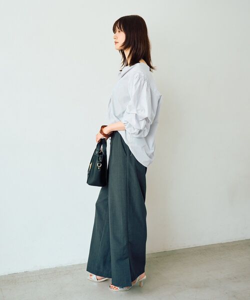 YECCA VECCA(イェッカヴェッカ)の「タックスリーブスキッパーブラウス(シャツ/ブラウス・レディース・ホワイト系その他5/オフホワイト/イエロー/ブルー系その他4・FREE)」の15枚目の写真