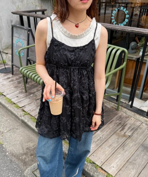 w closet(ダブルクローゼット)の「フラワーバルーンミニキャミワンピース(チュニック・レディース・ブラック/オフホワイト/イエロー/ブルー・FREE)」の2枚目の写真