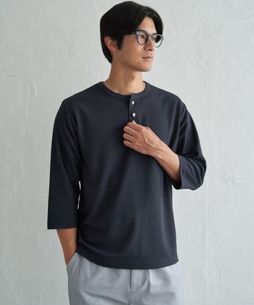 ikka(イッカ)の「【吸水速乾】ドライサーマルヘンリーネック七分袖Tシャツ(Tシャツ/カットソー・メンズ・ホワイト/ブルー/グレー/ネイビー・XL/M/L/S)」の1枚目の写真