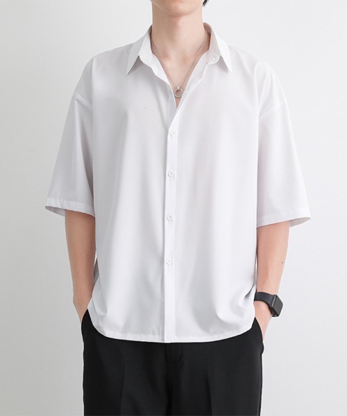 ONEP STAR(ワンピスター)の「シンプル半袖レギュラーカラーシャツ(シャツ/ブラウス・メンズ・ブラック/ホワイト/ダークグレー・MEDIUM/LARGE/X-LARGE)」の15枚目の写真