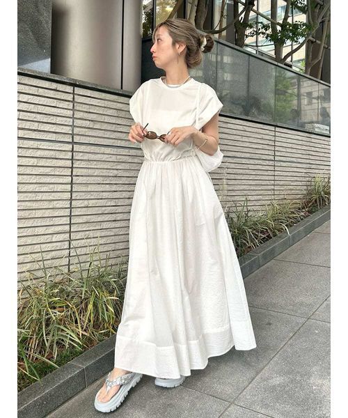 emmi(エミ)の「【ONLINE限定カラーあり】フレンチスリーブドッキングワンピース(ワンピース・レディース・マルチ/ブラック/ブラウン/ホワイト・0/1)」の9枚目の写真